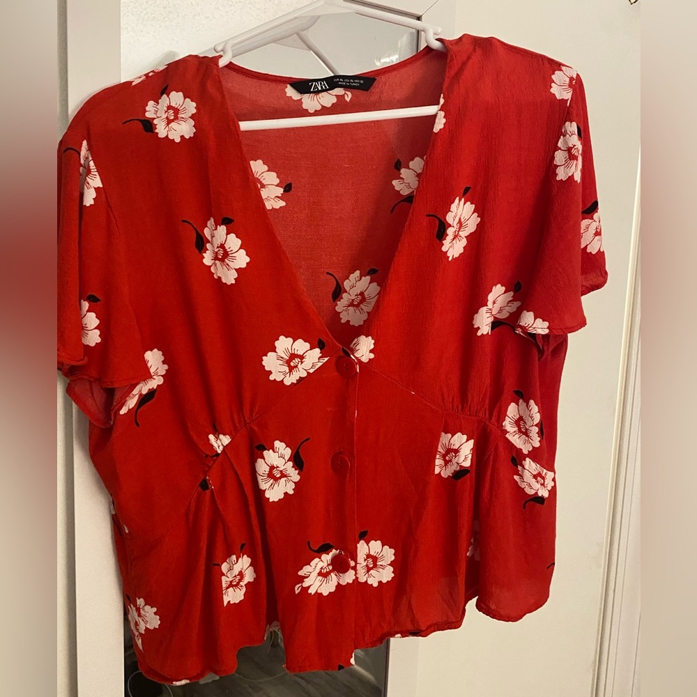 Zara Red Floral XL Top